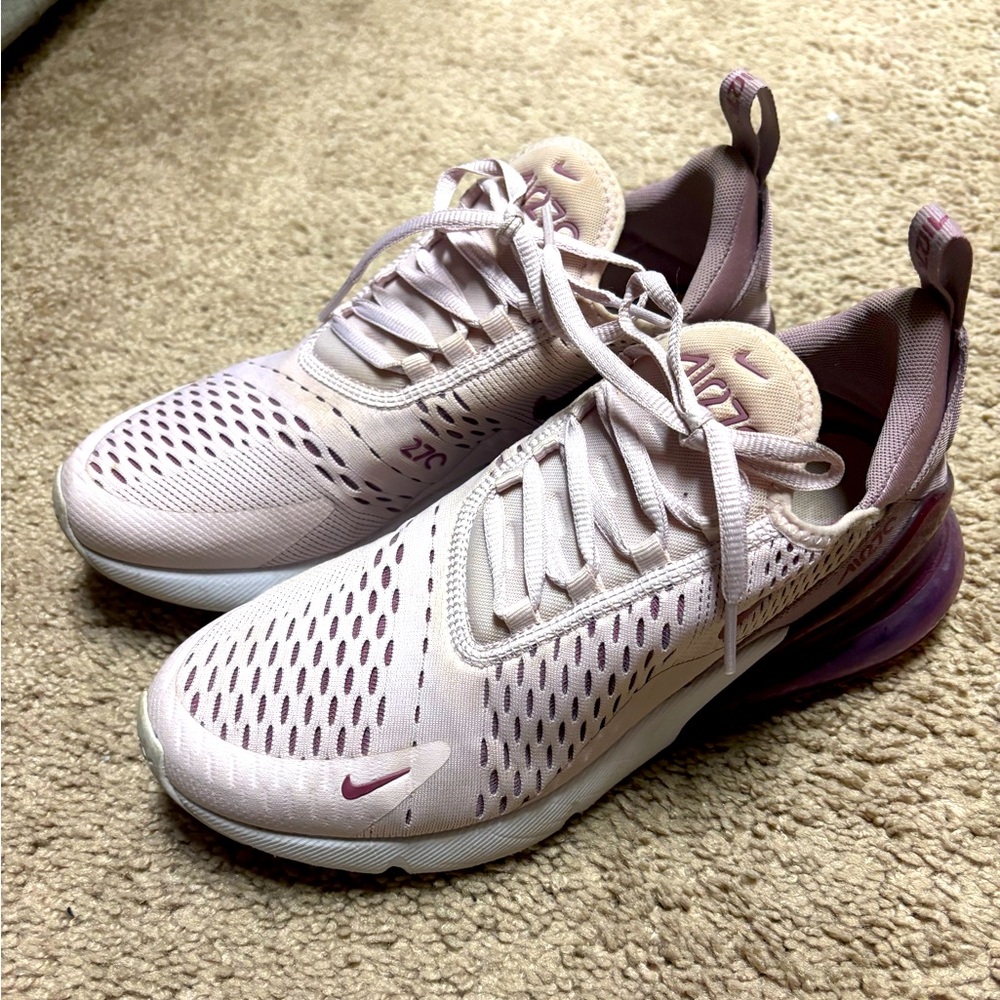 Women’s Nike Air Max 270